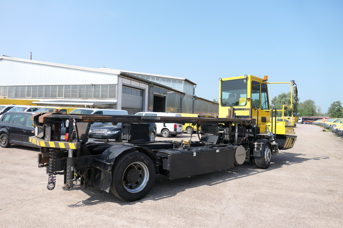 BC 182 Kamag Wiesel WBH 25 Umsetzfahrzeug - Konteineris-vežimus/ Sukeisti kūną sunkvežimis: foto 1 BC 182 Kamag Wiesel WBH 25 Umsetzfahrzeug - Konteineris-vežimus/ Sukeisti kūną sunkvežimis: foto 1