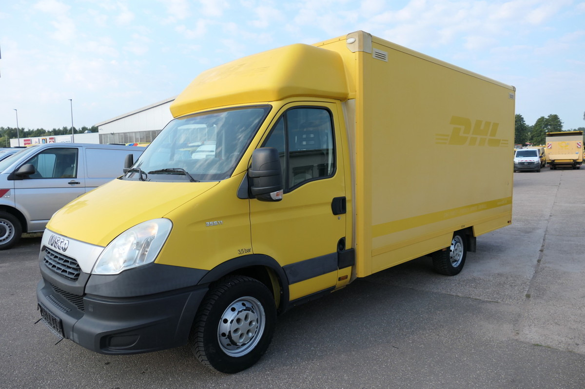 IVECO Daily 35 S11 C30C AUTOMATIK KAMERA Regale LUFT D - Furgonas su krovinių dėže: foto 1 IVECO Daily 35 S11 C30C AUTOMATIK KAMERA Regale LUFT D - Furgonas su krovinių dėže: foto 1