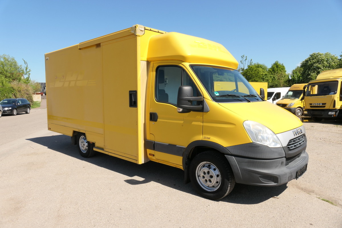 IVECO Daily 35 S11 C30C AUTOMATIK KAMERA Regale LUFT D - Furgonas su krovinių dėže: foto 2 IVECO Daily 35 S11 C30C AUTOMATIK KAMERA Regale LUFT D - Furgonas su krovinių dėže: foto 2