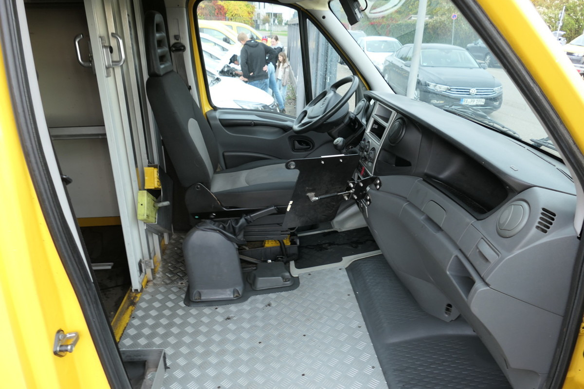 IVECO Daily 35 S11 C30C AUTOMATIK KAMERA Regale LUFT - Furgonas su krovinių dėže: foto 5 IVECO Daily 35 S11 C30C AUTOMATIK KAMERA Regale LUFT - Furgonas su krovinių dėže: foto 5