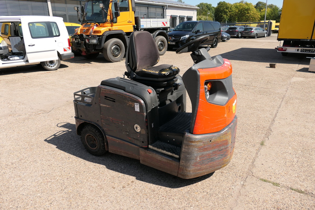 LINDE P 60 Z Schlepper Batterie 16/2019 3-Rad - Elektrinis vilkikas: foto 2 LINDE P 60 Z Schlepper Batterie 16/2019 3-Rad - Elektrinis vilkikas: foto 2
