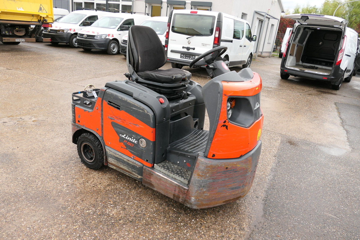 LINDE P 60 Z Schlepper Batterie 25/2017 - Elektrinis vilkikas: foto 2 LINDE P 60 Z Schlepper Batterie 25/2017 - Elektrinis vilkikas: foto 2