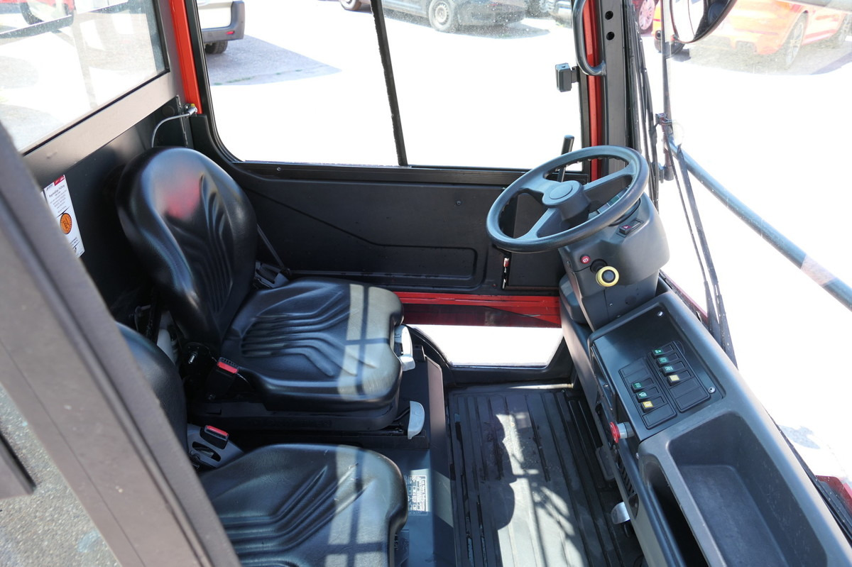 LINDE P250 Schlepper AHK Batterie 24/2021 Schiebetüren - Elektrinis vilkikas: foto 5 LINDE P250 Schlepper AHK Batterie 24/2021 Schiebetüren - Elektrinis vilkikas: foto 5
