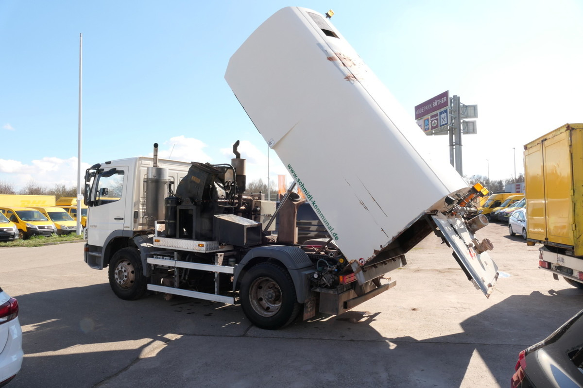 MERCEDES-BENZ Atego 1518 LKO 4x2 - Gatvių šlavimo mašina: foto 2 MERCEDES-BENZ Atego 1518 LKO 4x2 - Gatvių šlavimo mašina: foto 2