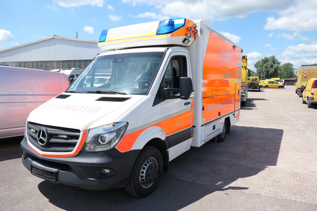 MERCEDES-BENZ Sprinter 519 CDI Klima Krankenwagen Fahrtec Aufb - Greitosios pagalbos automobilis: foto 2 MERCEDES-BENZ Sprinter 519 CDI Klima Krankenwagen Fahrtec Aufb - Greitosios pagalbos automobilis: foto 2