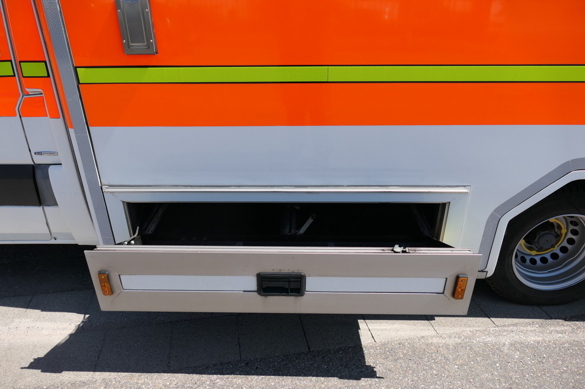 MERCEDES-BENZ Sprinter 519 CDI Klima Krankenwagen - Greitosios pagalbos automobilis: foto 5 MERCEDES-BENZ Sprinter 519 CDI Klima Krankenwagen - Greitosios pagalbos automobilis: foto 5