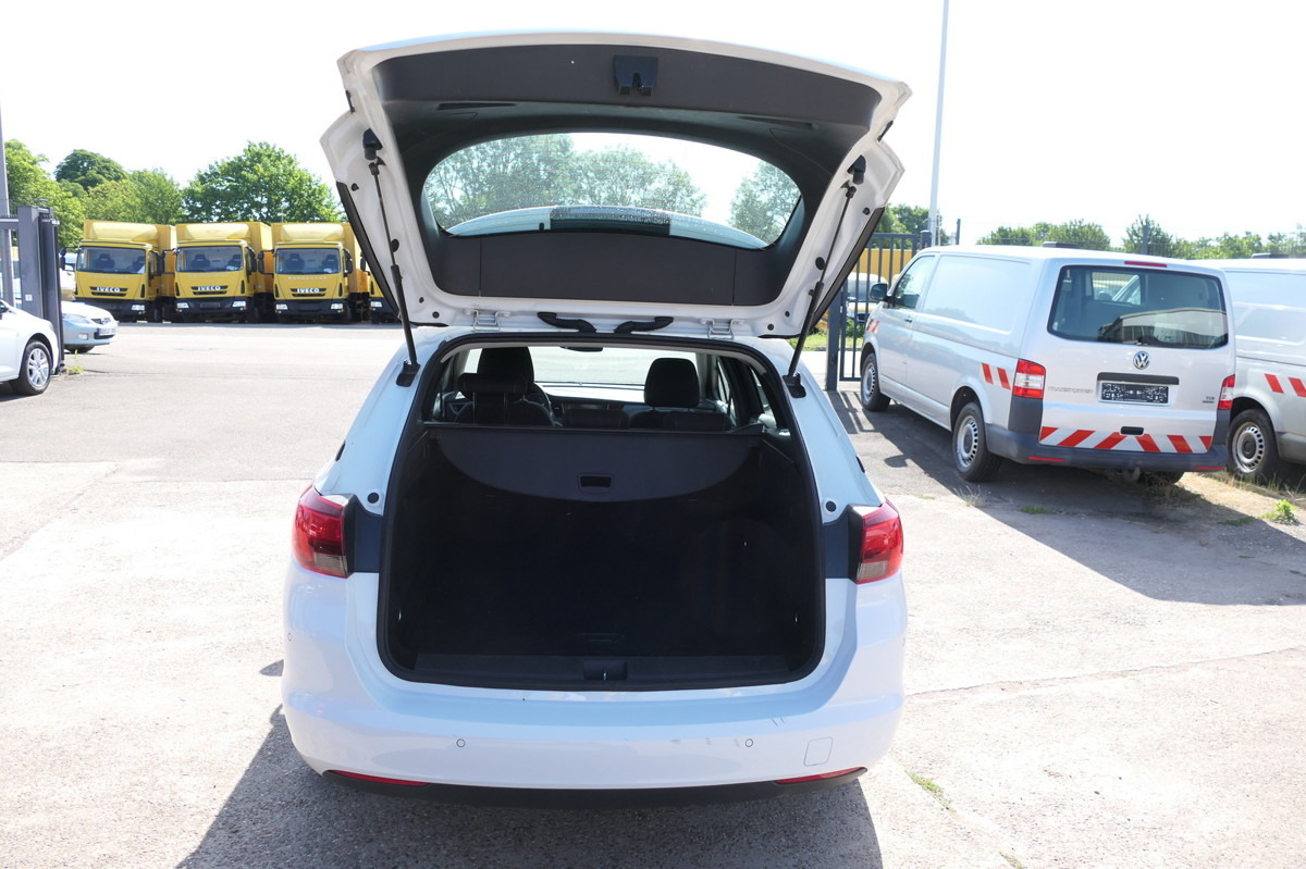 OPEL Astra K 1.6 CDTI Edition S/S KLIMA - Lengvasis automobilis: foto 5 OPEL Astra K 1.6 CDTI Edition S/S KLIMA - Lengvasis automobilis: foto 5