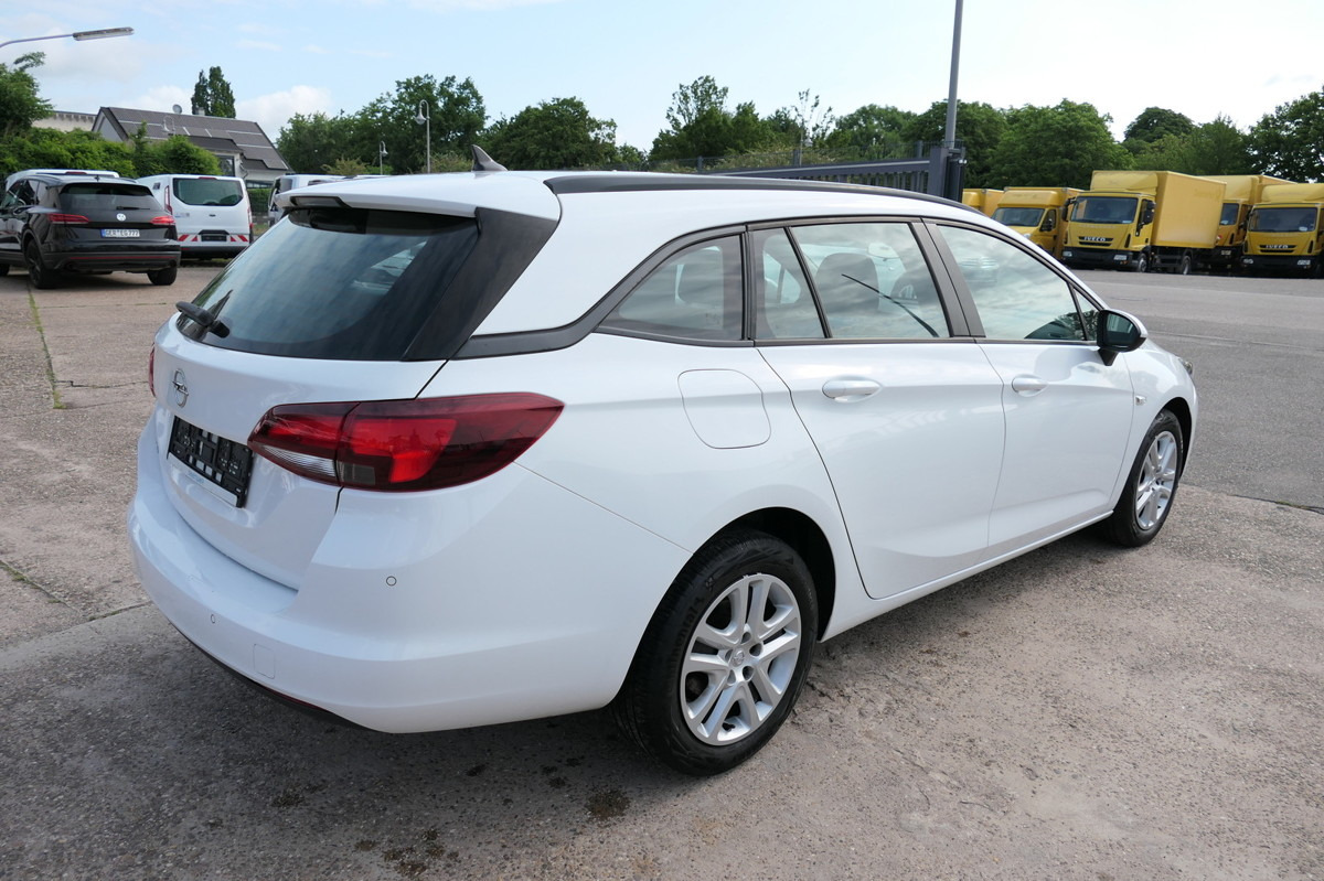 OPEL Astra K 1.6 CDTI Edition S/S KLIMA - Lengvasis automobilis: foto 3 OPEL Astra K 1.6 CDTI Edition S/S KLIMA - Lengvasis automobilis: foto 3