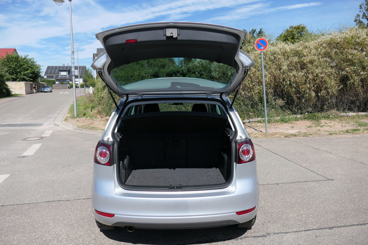 VW Golf VI Plus 1.6 TDI BMT Style KLIMA - Sedanas: foto 5 VW Golf VI Plus 1.6 TDI BMT Style KLIMA - Sedanas: foto 5