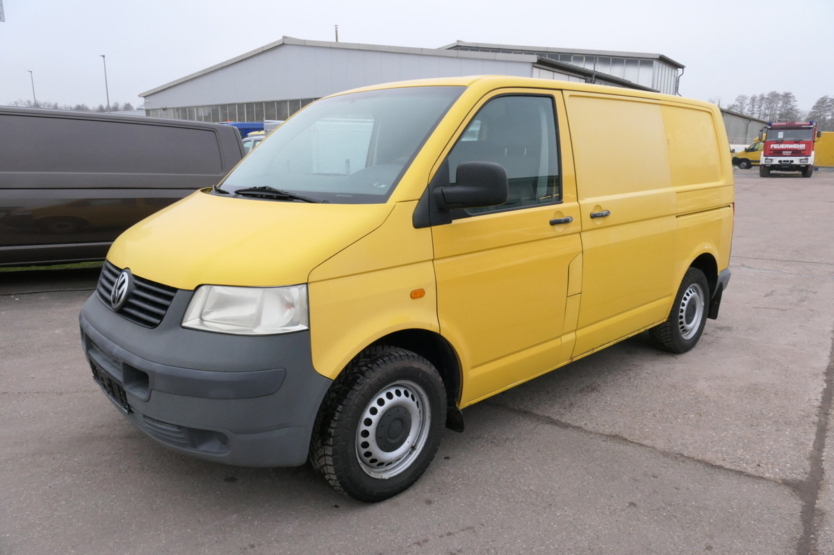 VW T5 Transporter 1.9 TDI PARKTRONIK 2xSCHIEBETÜR - Mažas furgonas: foto 2 VW T5 Transporter 1.9 TDI PARKTRONIK 2xSCHIEBETÜR - Mažas furgonas: foto 2