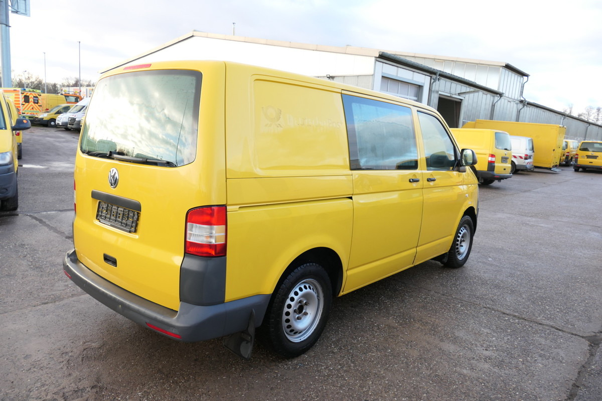 VW T5 Transporter 2.0 TDI 2-SITZER EURO-5 2xSCHIEBE - Mažas furgonas: foto 4 VW T5 Transporter 2.0 TDI 2-SITZER EURO-5 2xSCHIEBE - Mažas furgonas: foto 4