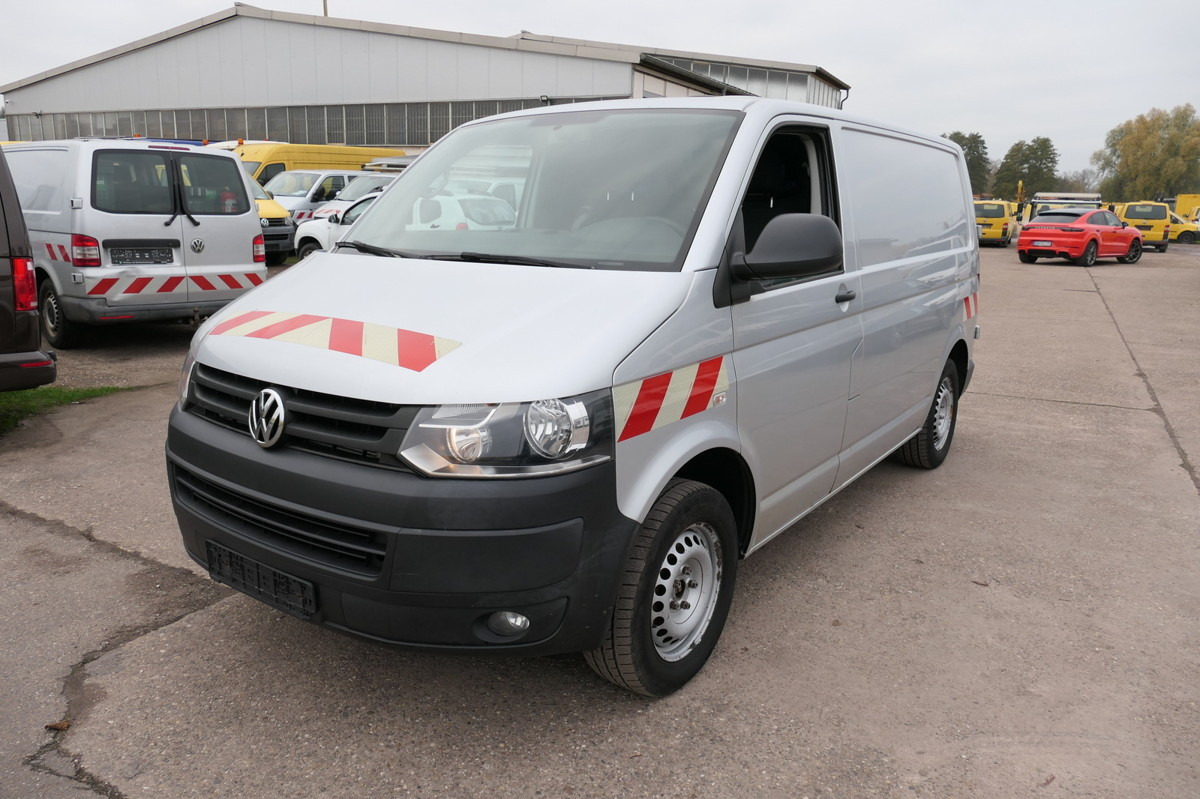 VW T5 Transporter 2.0 TDI 2-Sitzer 4 Motion AHK KLI - Mažas furgonas: foto 3 VW T5 Transporter 2.0 TDI 2-Sitzer 4 Motion AHK KLI - Mažas furgonas: foto 3