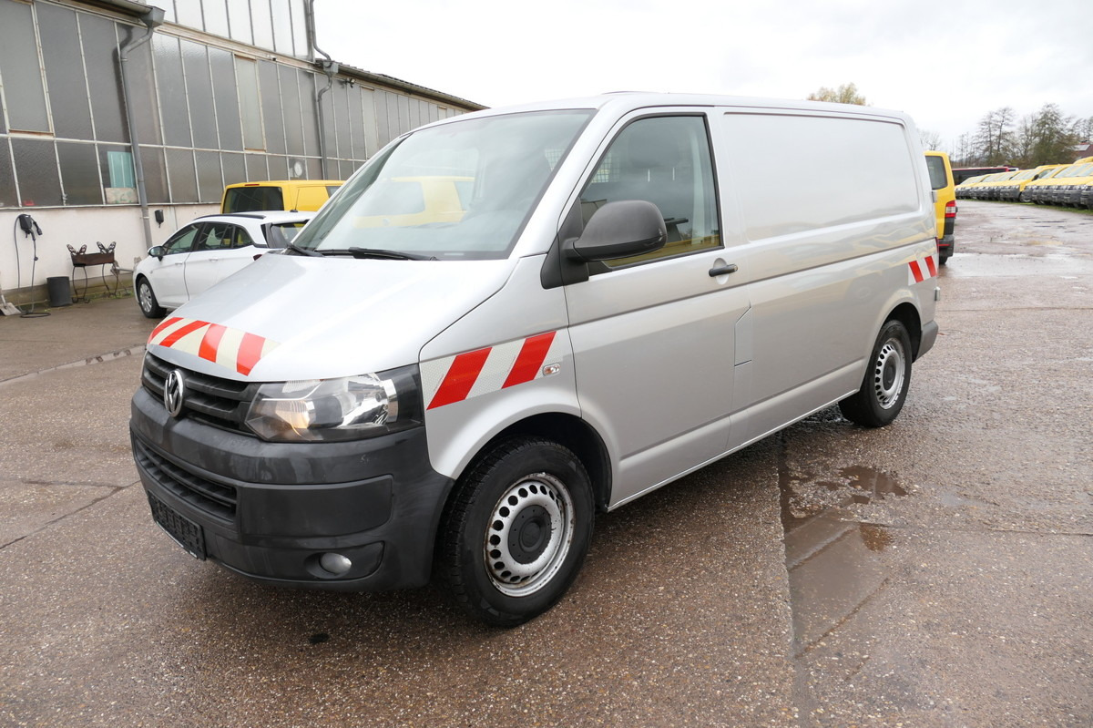 VW T5 Transporter 2.0 TDI 2-Sitzer 4 Motion AHK KLI - Mažas furgonas: foto 3 VW T5 Transporter 2.0 TDI 2-Sitzer 4 Motion AHK KLI - Mažas furgonas: foto 3