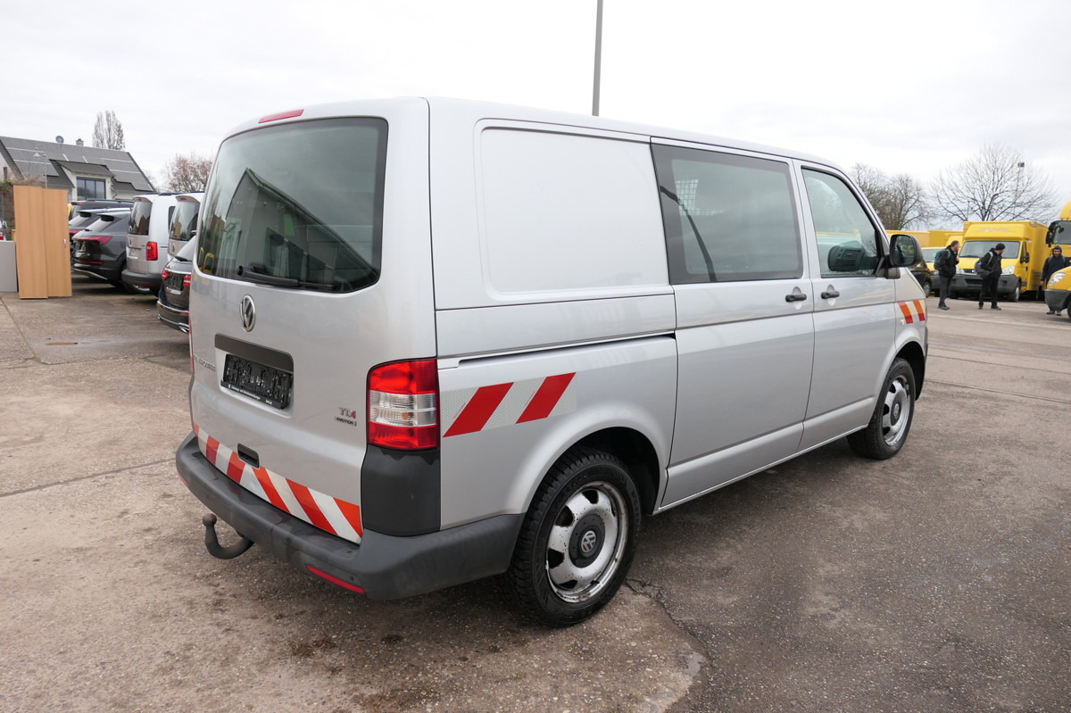 VW T5 Transporter 2.0 TDI 2Sitzer 4Motion AHK KLIMA - Mažas furgonas: foto 4 VW T5 Transporter 2.0 TDI 2Sitzer 4Motion AHK KLIMA - Mažas furgonas: foto 4