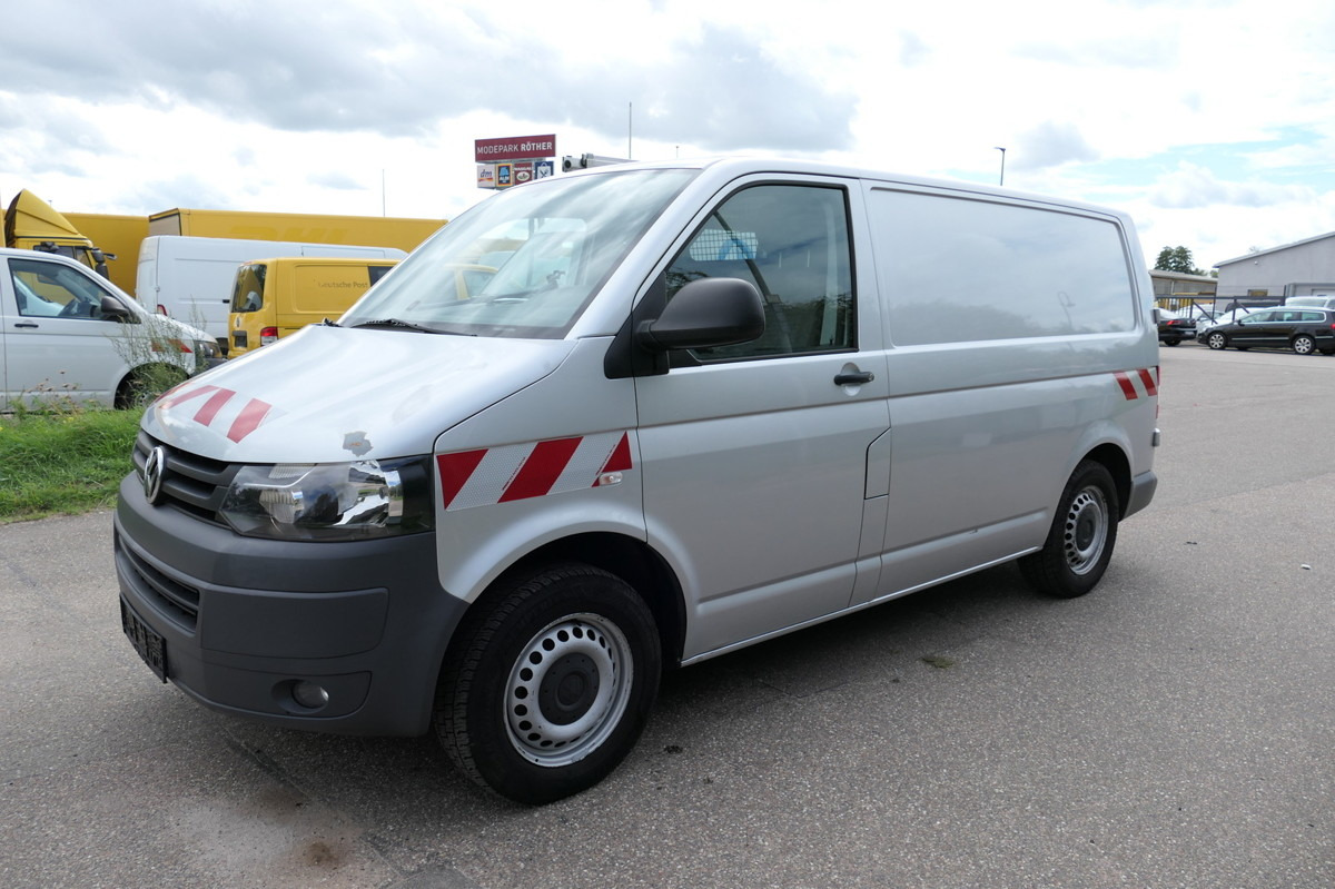 VW T5 Transporter 2.0 TDI 4Motion Flügeltür Klima A - Mažas furgonas: foto 2 VW T5 Transporter 2.0 TDI 4Motion Flügeltür Klima A - Mažas furgonas: foto 2