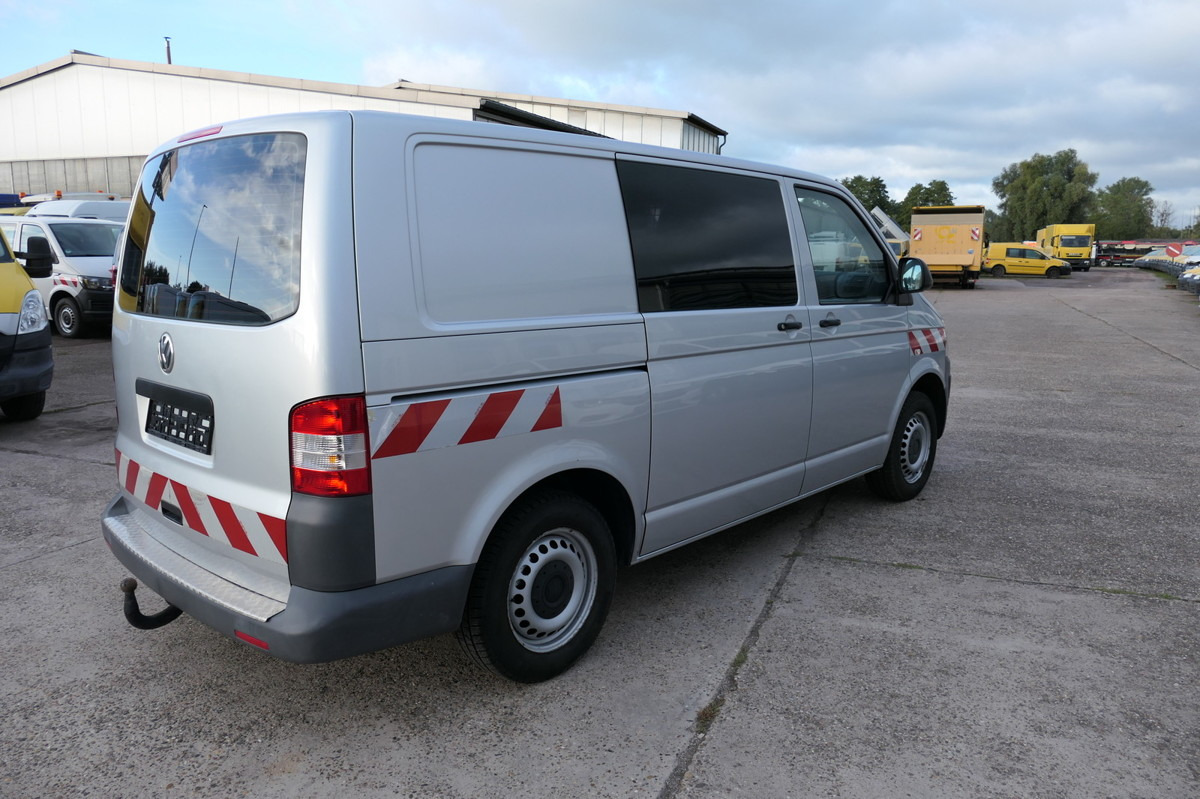 VW T5 Transporter 2.0 TDI KLIMA AHK Werkstatteinbau - Mažas furgonas: foto 4 VW T5 Transporter 2.0 TDI KLIMA AHK Werkstatteinbau - Mažas furgonas: foto 4