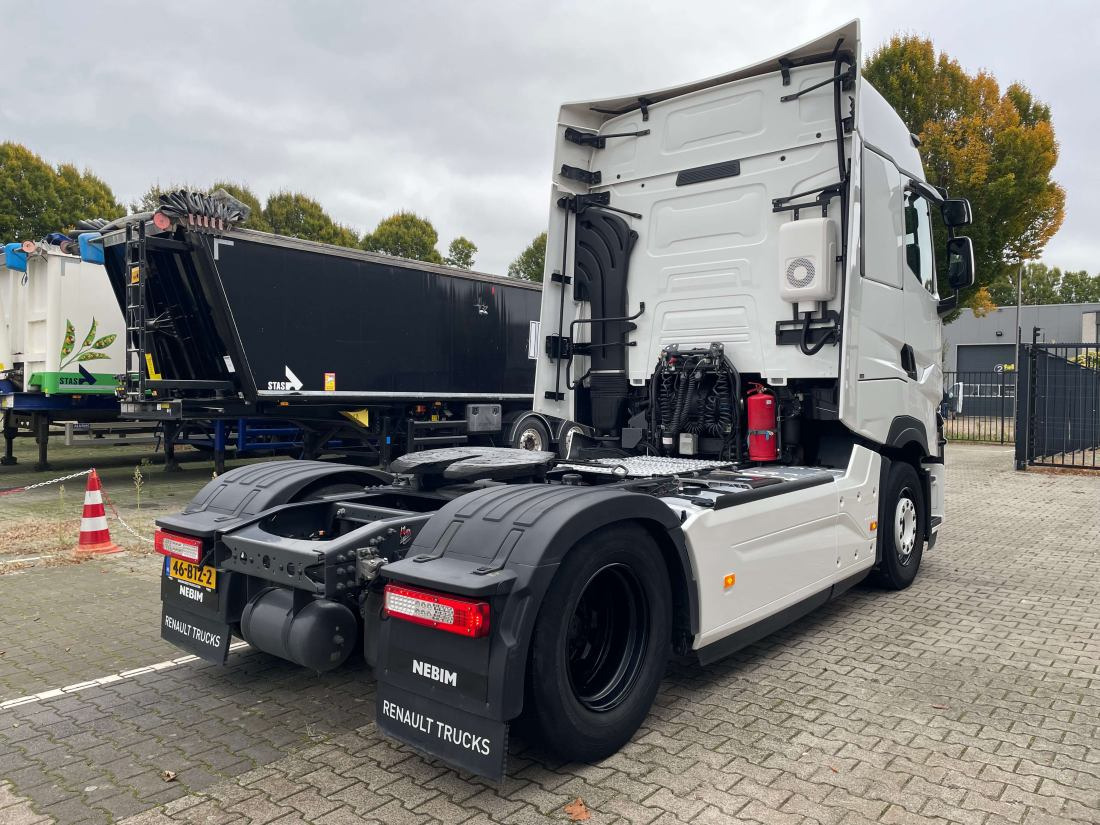 Renault T HIGH 520 4x2 new tacho - Parking Airco - Vilkikas: foto 2 Renault T HIGH 520 4x2 new tacho - Parking Airco - Vilkikas: foto 2