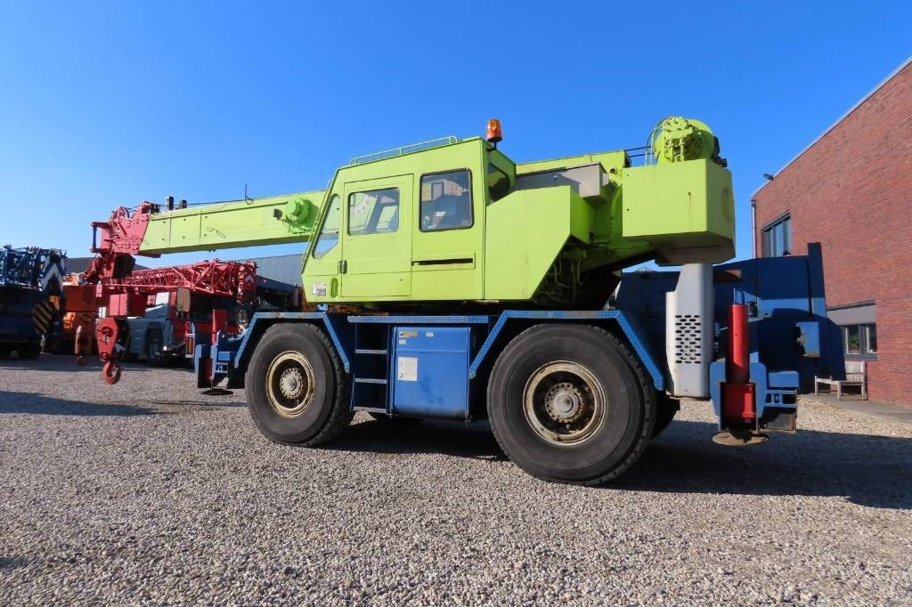 Tadano TR 250 E - Autokranas: foto 4 Tadano TR 250 E - Autokranas: foto 4