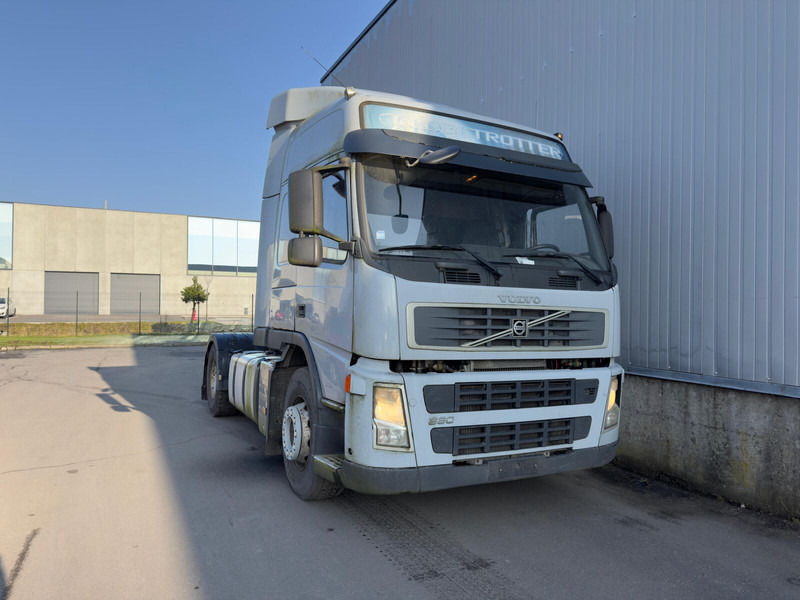Volvo fm 330 - Vilkikas: foto 2 Volvo fm 330 - Vilkikas: foto 2
