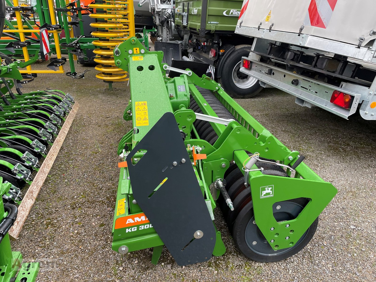 Amazone KG 3001 Spezial Cultimix - Rotorinis kultivatorius: foto 3 Amazone KG 3001 Spezial Cultimix - Rotorinis kultivatorius: foto 3