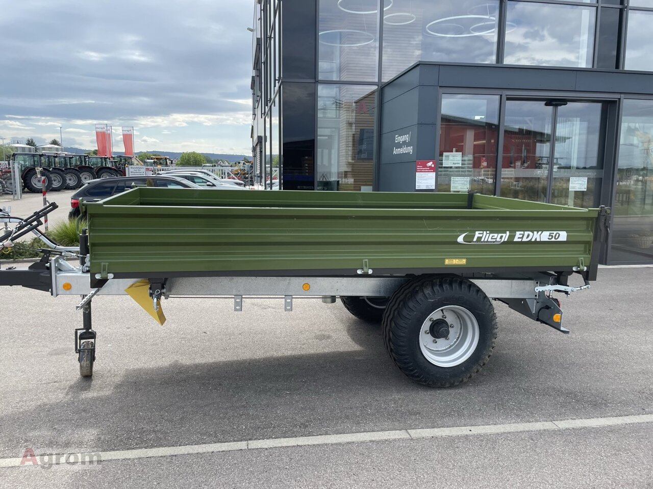Fliegl EDK 50 FOX - Savivartė traktorinė priekaba: foto 3 Fliegl EDK 50 FOX - Savivartė traktorinė priekaba: foto 3