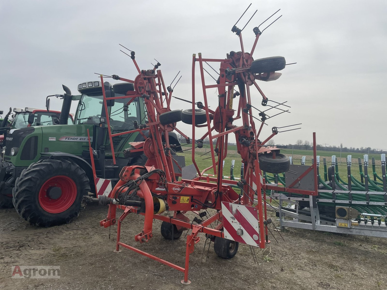 Kuhn GF 8501 - Šieno grėblys/ Vartytuvas: foto 3 Kuhn GF 8501 - Šieno grėblys/ Vartytuvas: foto 3