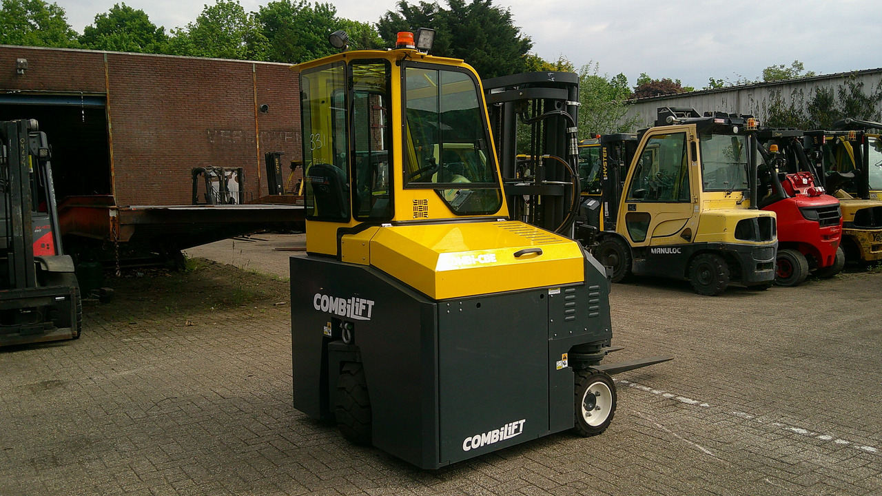 COMBILIFT CBE2500 CABIN - Šoninis krautuvas: foto 1 COMBILIFT CBE2500 CABIN - Šoninis krautuvas: foto 1