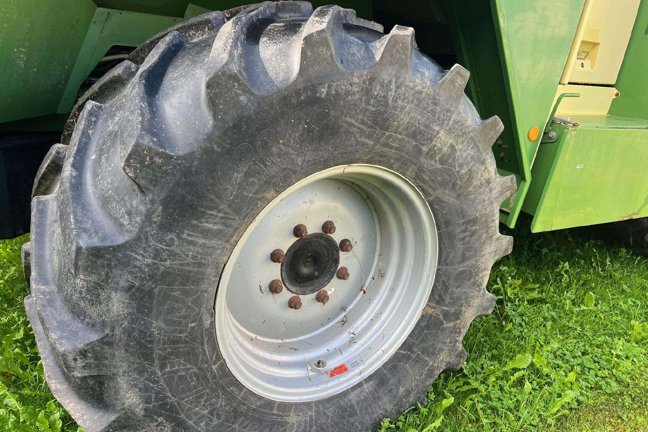 Krone BIG X650 - Pašarų kombainas: foto 4 Krone BIG X650 - Pašarų kombainas: foto 4
