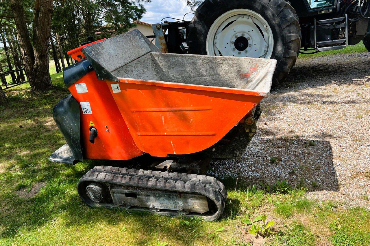 Kubota KC70 - Mini savivartis: foto 1 Kubota KC70 - Mini savivartis: foto 1