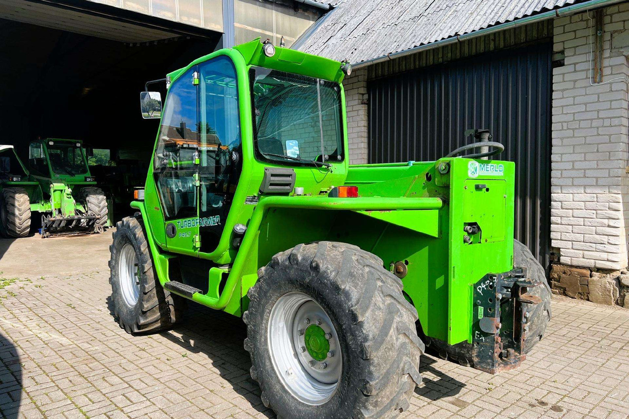 Merlo P40.7 CS - Teleskopinis krautuvas: foto 3 Merlo P40.7 CS - Teleskopinis krautuvas: foto 3