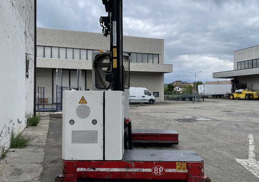 B-P Battioni e Pagani ML T4-1200 (batt. 2019) - Šakinis krautuvas su privažiavimu iš keturių pusių: foto 2 B-P Battioni e Pagani ML T4-1200 (batt. 2019) - Šakinis krautuvas su privažiavimu iš keturių pusių: foto 2