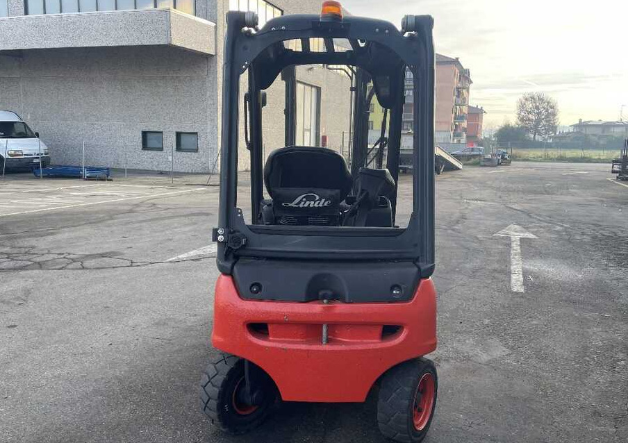 Linde E 16 P-02/386 - Elektrinis krautuvas: foto 4 Linde E 16 P-02/386 - Elektrinis krautuvas: foto 4