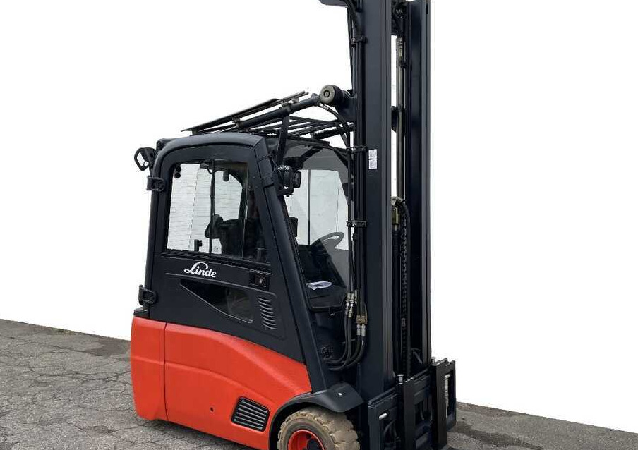 Linde E 18 L-01/386 (batt. NUOVA) - Elektrinis krautuvas: foto 1 Linde E 18 L-01/386 (batt. NUOVA) - Elektrinis krautuvas: foto 1