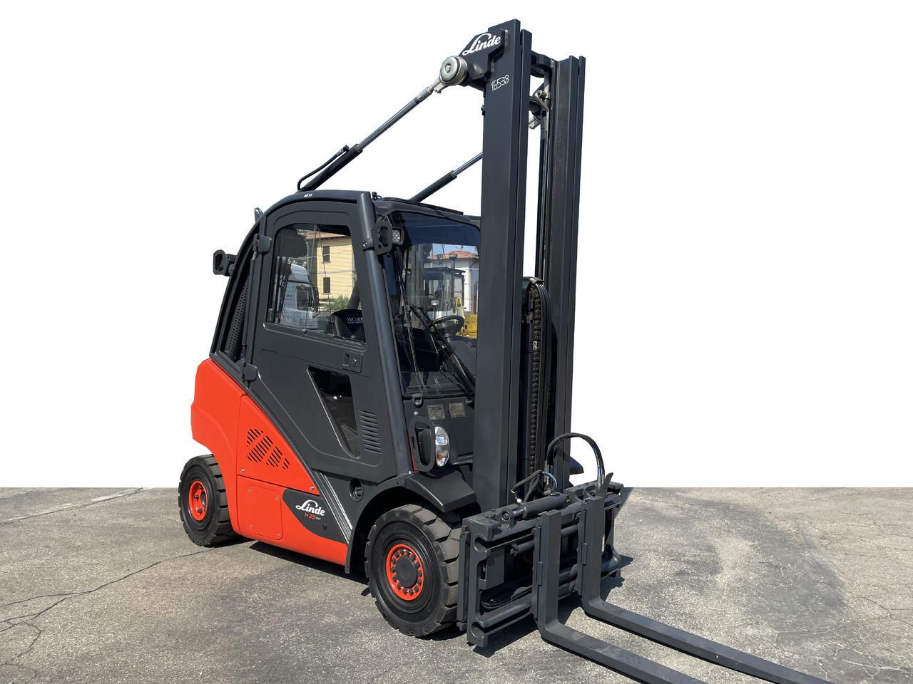 Linde H 25 D - Dyzelinis krautuvas: foto 1 Linde H 25 D - Dyzelinis krautuvas: foto 1