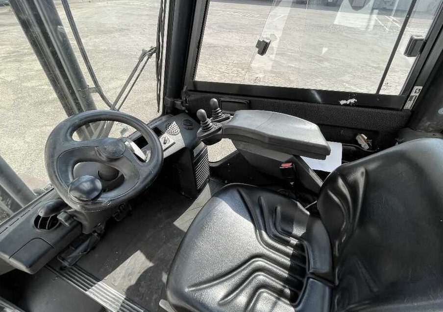 Linde H 30 D-393-01 - Dyzelinis krautuvas: foto 3 Linde H 30 D-393-01 - Dyzelinis krautuvas: foto 3