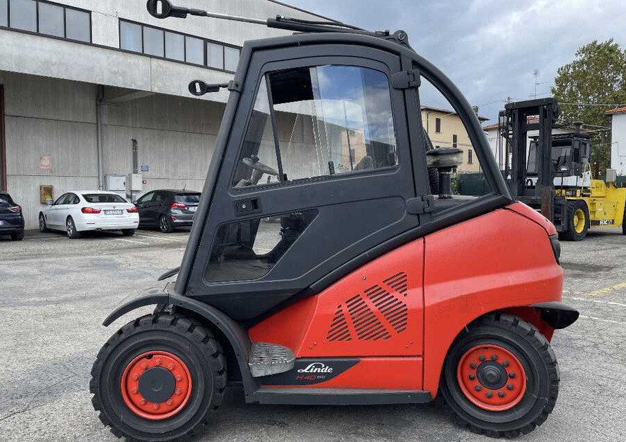Linde H 40 D-02 senza montante - Dyzelinis krautuvas: foto 2 Linde H 40 D-02 senza montante - Dyzelinis krautuvas: foto 2