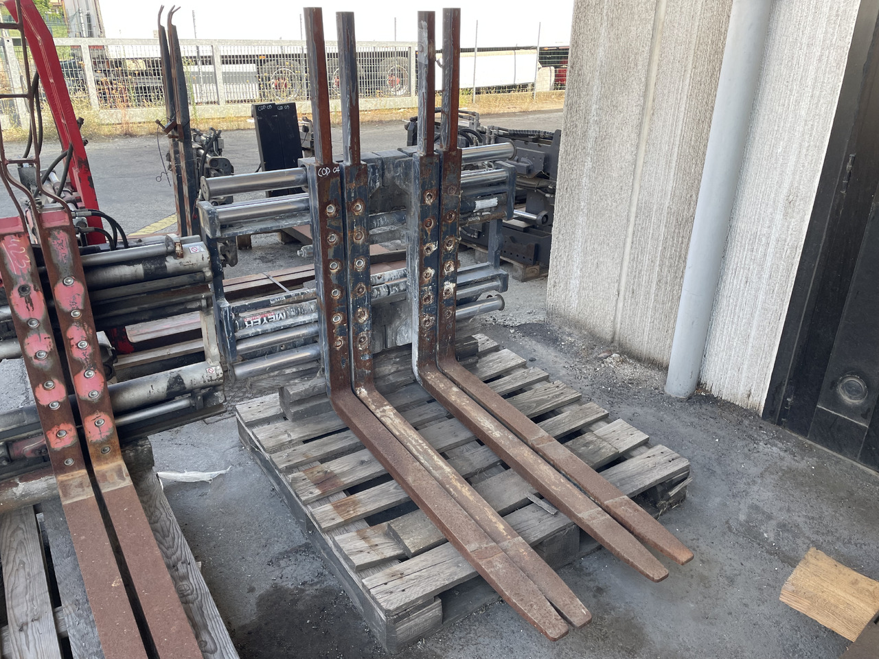 MEYER 6 - 6706M - Šakės - Šakinis krautuvas: foto 1 MEYER 6 - 6706M - Šakės - Šakinis krautuvas: foto 1