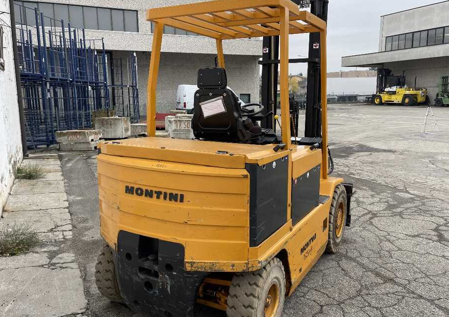 Montini 4000 AE (1000 ore di lavoro) - Elektrinis krautuvas: foto 5 Montini 4000 AE (1000 ore di lavoro) - Elektrinis krautuvas: foto 5