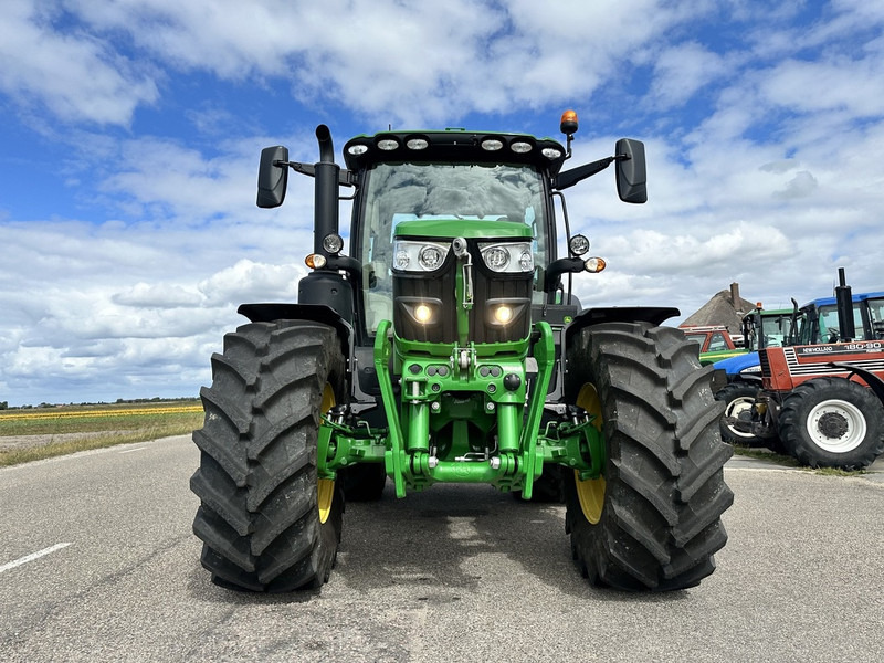 John Deere 6R150 - Traktorius: foto 3 John Deere 6R150 - Traktorius: foto 3