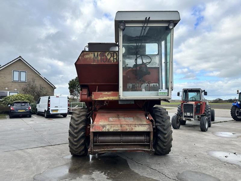 Laverda M152 - Derliaus nuėmimo kombainas: foto 2 Laverda M152 - Derliaus nuėmimo kombainas: foto 2