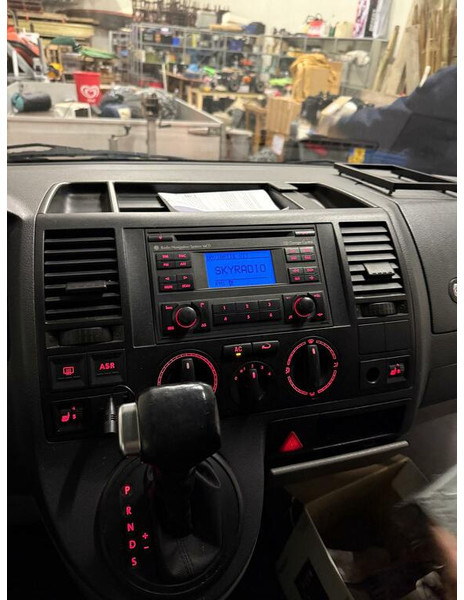 Krovininis mikroautobusas Volkswagen Transporter 2.5 TDI: foto 8