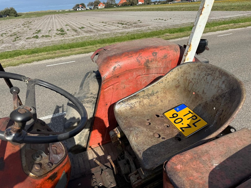 Zetor 4511 - Traktorius: foto 4 Zetor 4511 - Traktorius: foto 4
