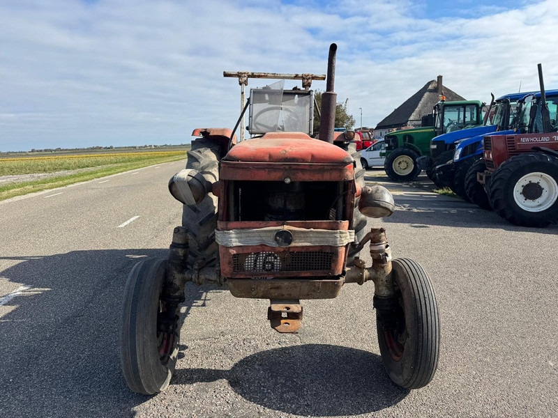 Zetor 4511 - Traktorius: foto 2 Zetor 4511 - Traktorius: foto 2