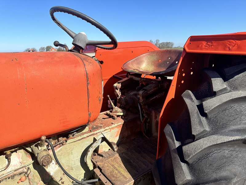 Zetor 4511 - Traktorius: foto 4 Zetor 4511 - Traktorius: foto 4