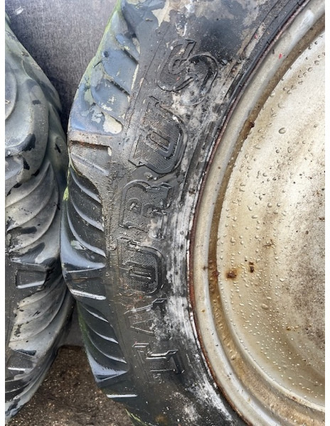 Padanga taurus 230/95 R32: foto 6
