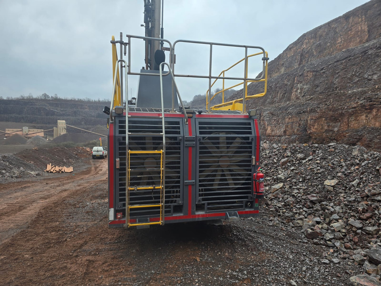 Atlas Copco (Epiroc) FlexiROC D60-10SF - Gręžimo mašina: foto 5 Atlas Copco (Epiroc) FlexiROC D60-10SF - Gręžimo mašina: foto 5