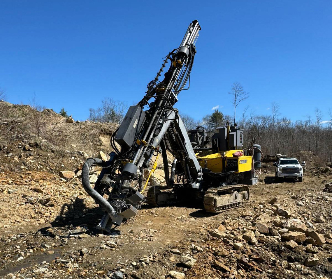 Atlas Copco FlexiROC T30R - Gręžimo mašina: foto 2 Atlas Copco FlexiROC T30R - Gręžimo mašina: foto 2