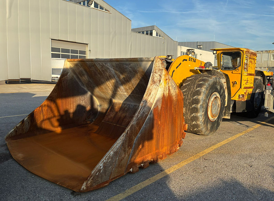 Atlas Copco ST14 - Kasybos mašina: foto 1 Atlas Copco ST14 - Kasybos mašina: foto 1