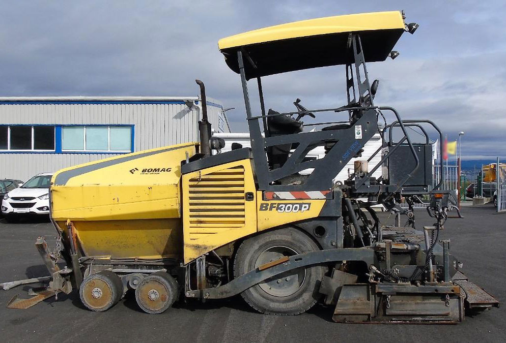 Bomag BF300 P-2 - Asfalto klotuvas: foto 4 Bomag BF300 P-2 - Asfalto klotuvas: foto 4