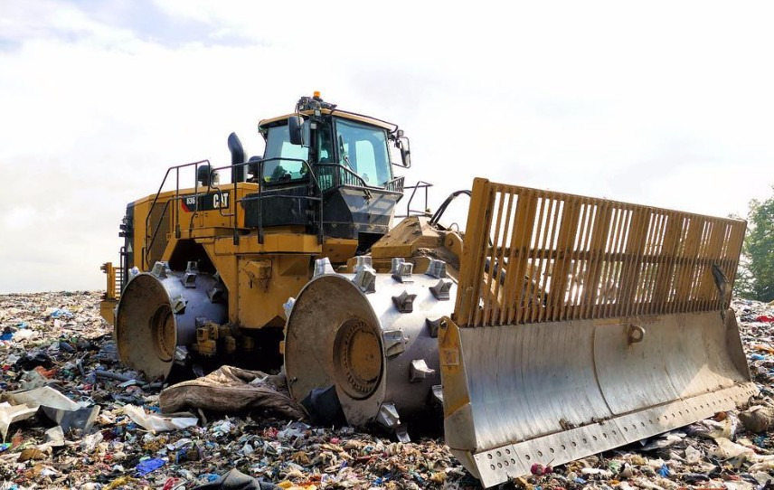 Caterpillar 836K - Kompaktorius: foto 1 Caterpillar 836K - Kompaktorius: foto 1